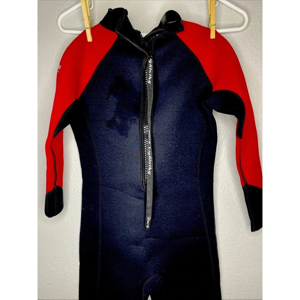 Dark Lightning Youth Full Wetsuit Black Red Back Zip Surf Kids Size 12 Beach